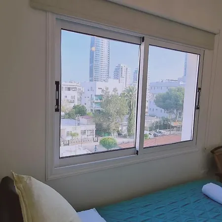 דירה Naturaleza Penthouse לימסול